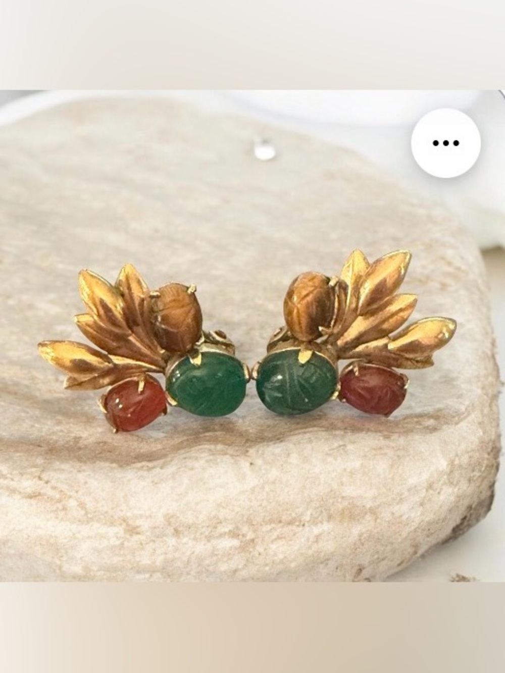 Vintage Winard Mid-Century multi-stone scarab leaf clip-on earrings.